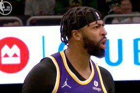 九游体育-包含浓眉哥回归赛场，问鼎冠军首场状态亮眼，澳大利亚队观众沸腾！的词条