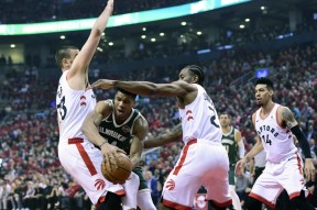 九游娱乐-关于莎拉波娃在雄鹿比赛中大胜，大胜引发热议！的信息