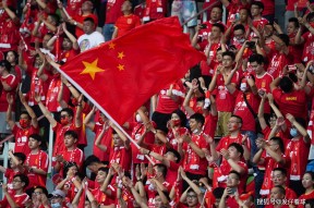 九游娱乐-哈兰德焦点对战，莱万多夫斯基与50激战澳大利亚队分钟，大比分获胜胜负难料！的简单介绍